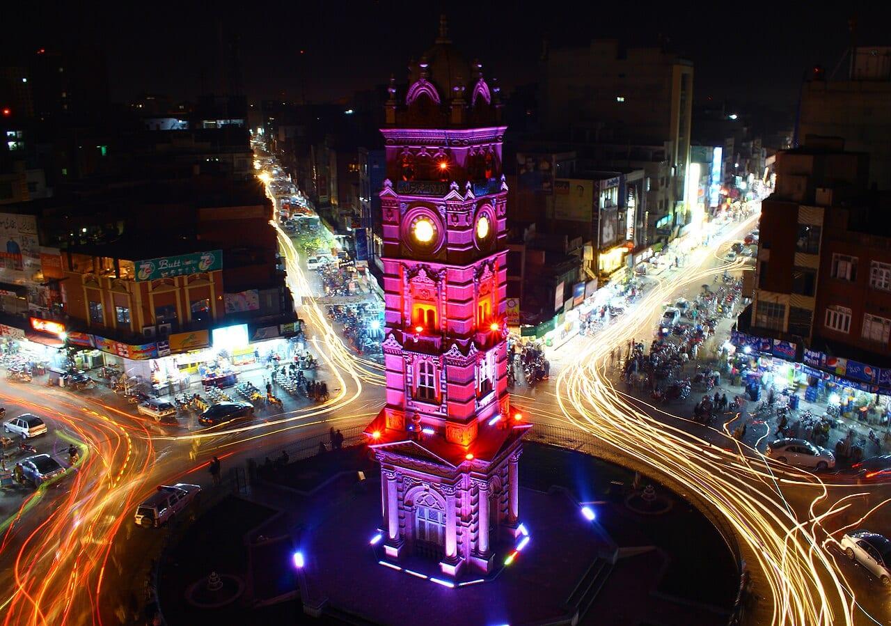 Rent a car in Faisalabad, Pakistan