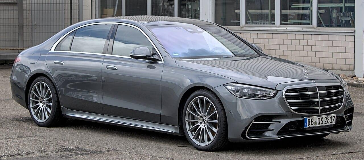 Wedding Car Rental in Lahore: Prices, Decoration & Booking (2026)